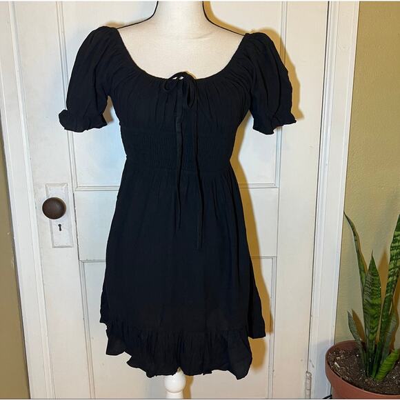 NWT Women’s Little Black Short Sleeve Dress Size Medium - Picture 6 of 12
